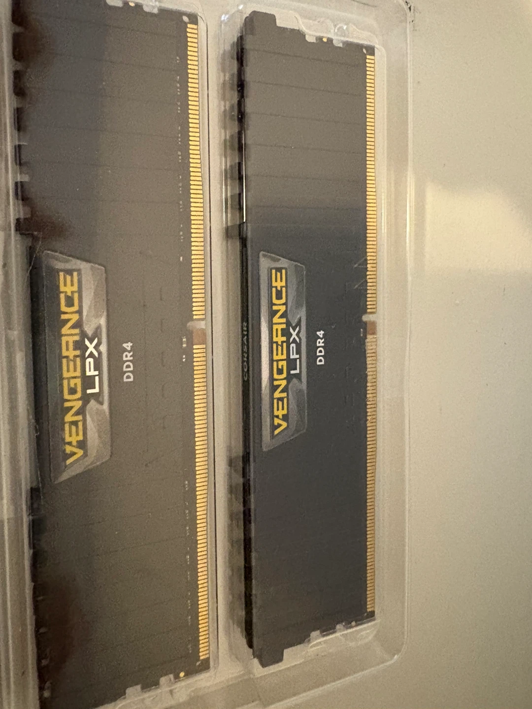 2x Corsair Vengeance LPX DDR4 3200