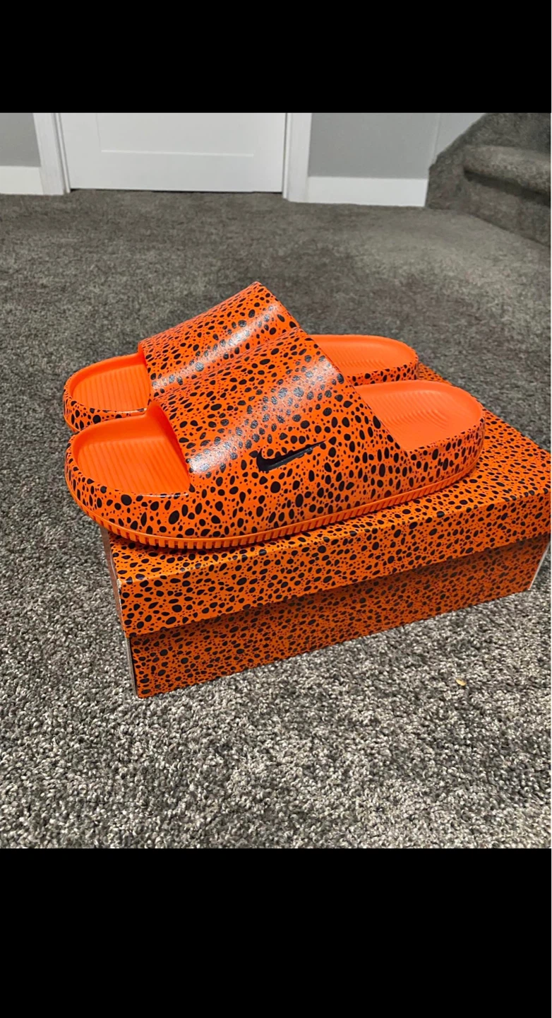 Nike Orange Black Spot Slides Size 11M/12W