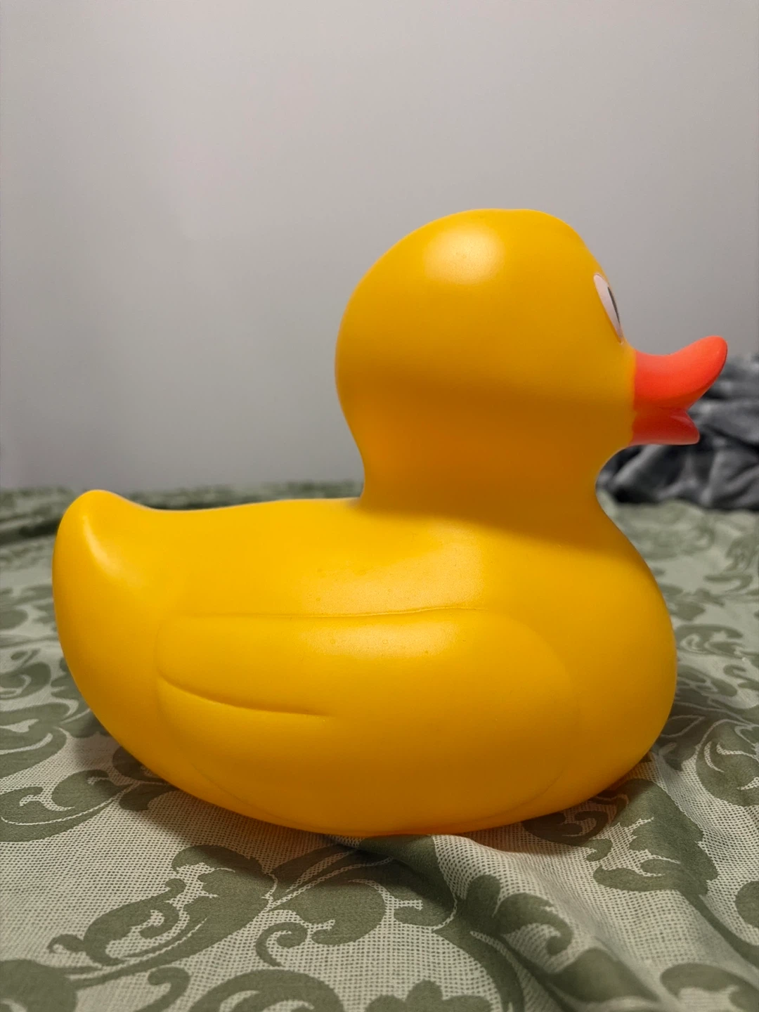 Large Yellow Rubber Duck Bath Toy - photo 4
