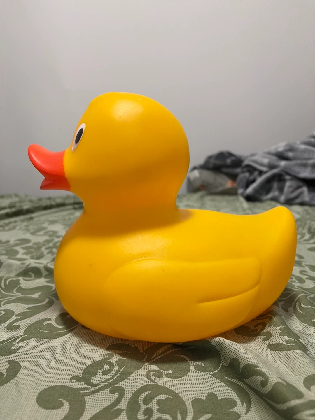 Large Yellow Rubber Duck Bath Toy - photo 2
