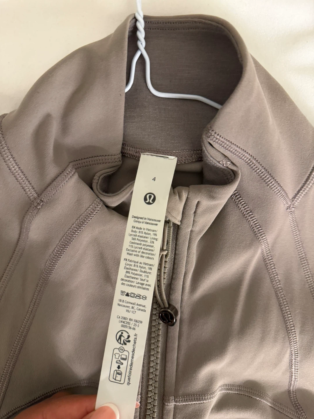 Lululemon Define Jacket Nulu Size 4 Warm Ash Grey - photo 2