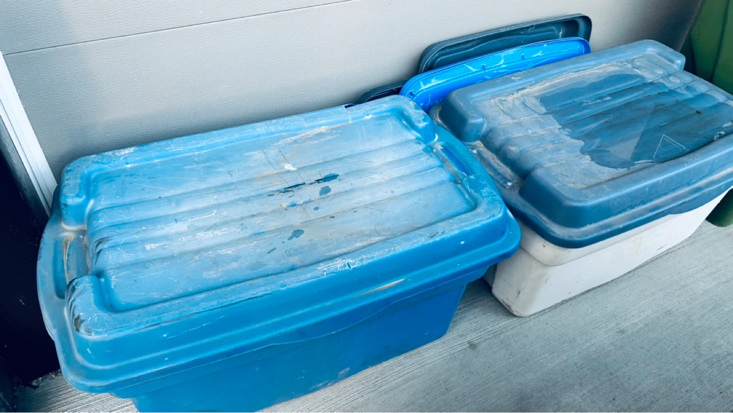 Large Plastic Storage Totes / Bins – Multiple Sizes 13 pcs - photo 2