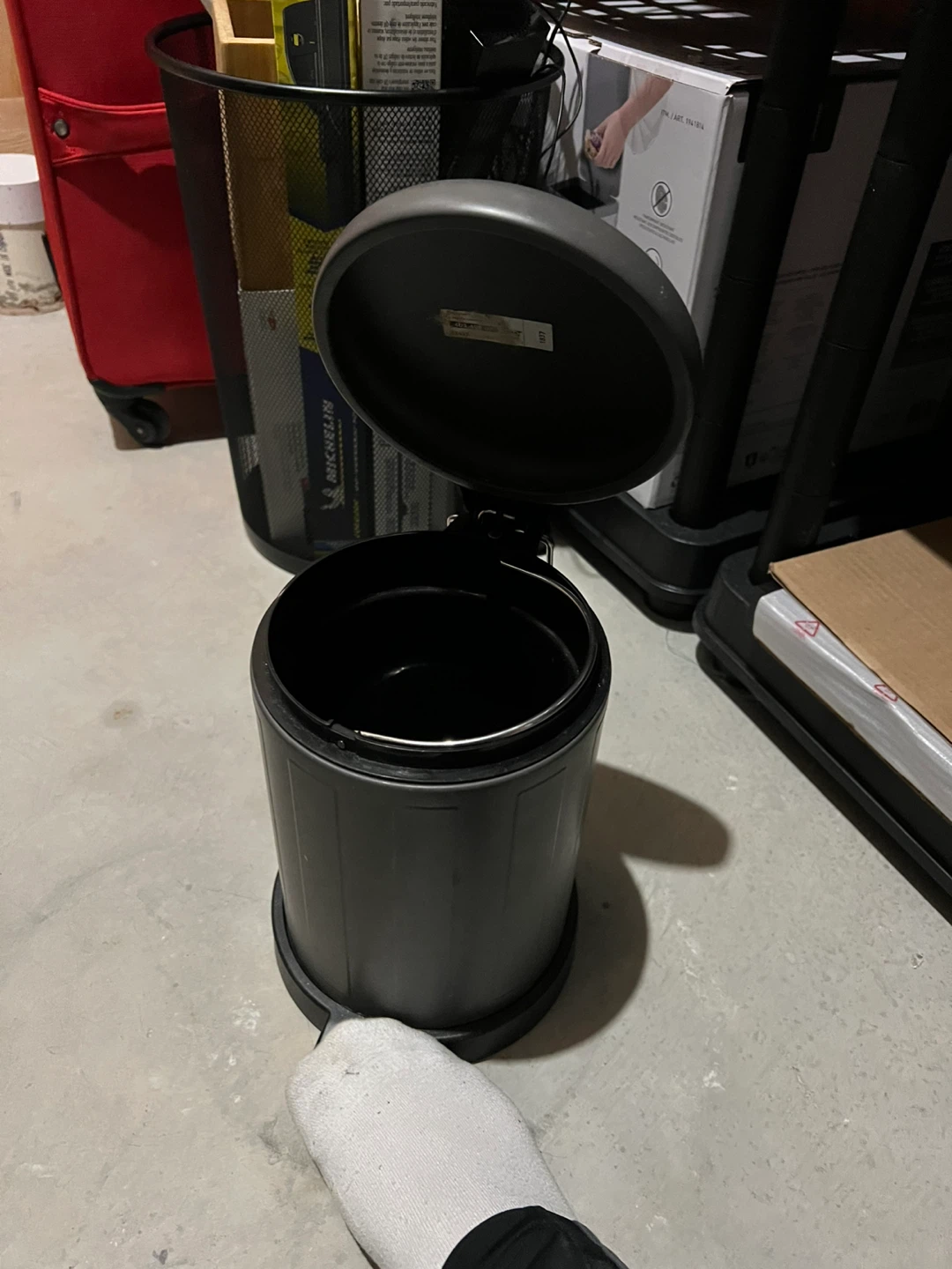 Grey Step Can Trash Bin - photo 3
