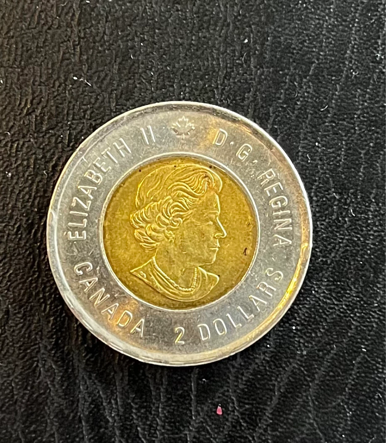 WW -1 1914 Canada 2 Dollar Coin - photo 2