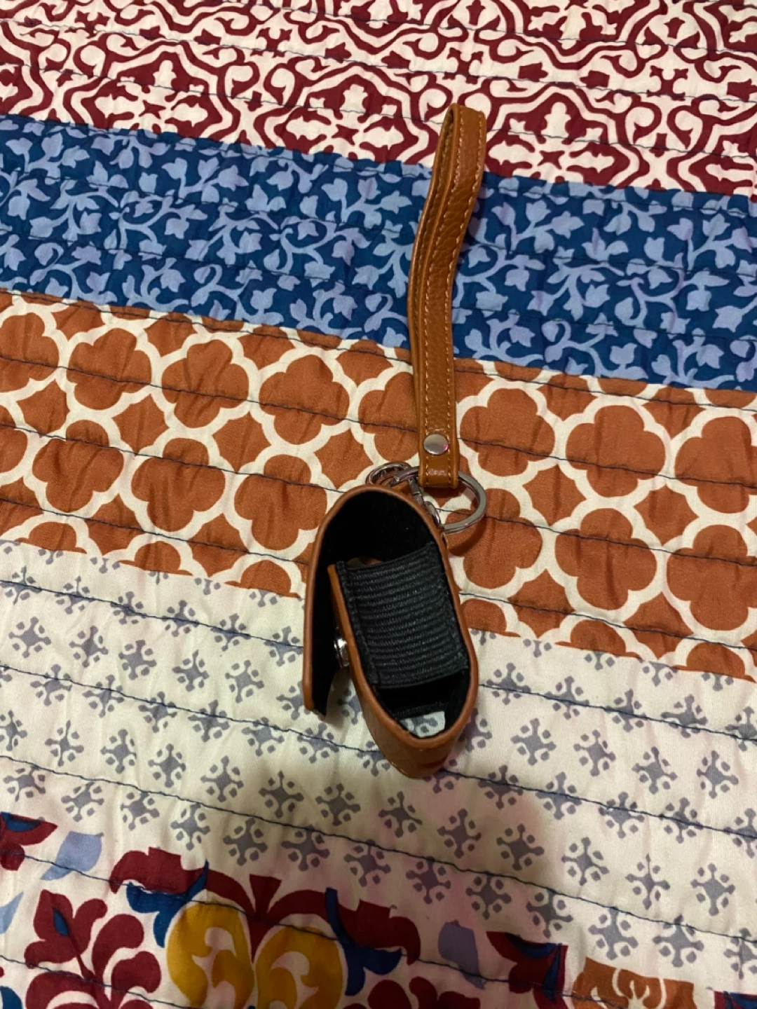 Airpods cover holder. Small Pouch with Strap - photo 2