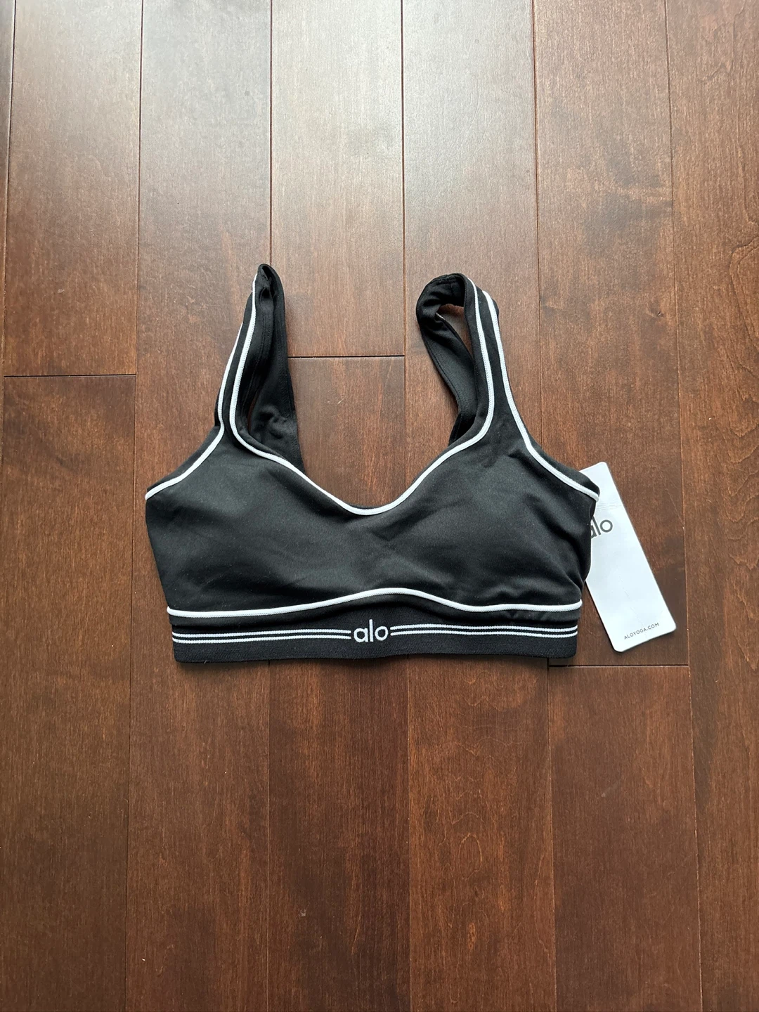 Alo Yoga Black Sports Bra and Leggings Set - photo 3