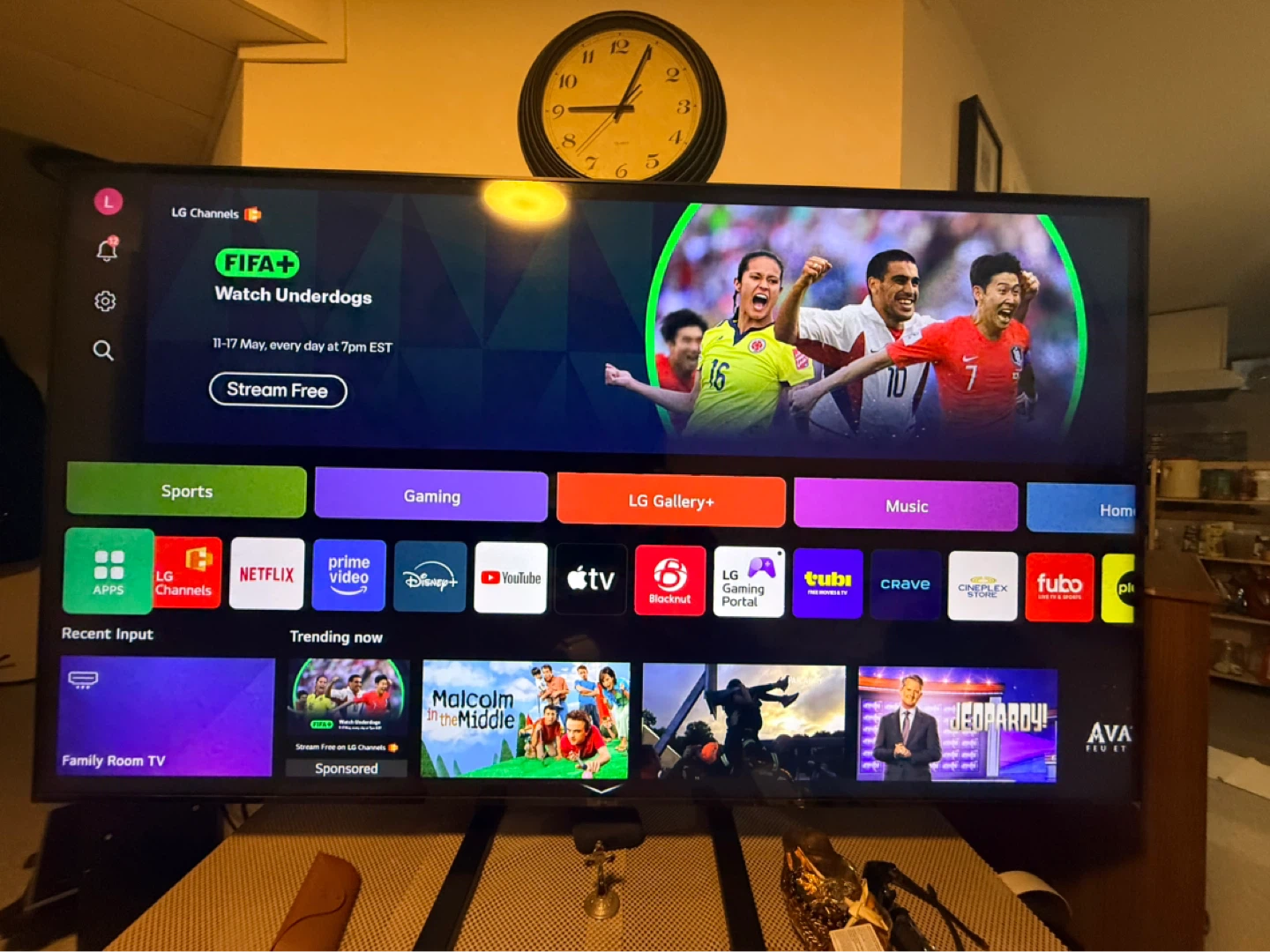 75” LG Smart TV 4K HDR - photo 4