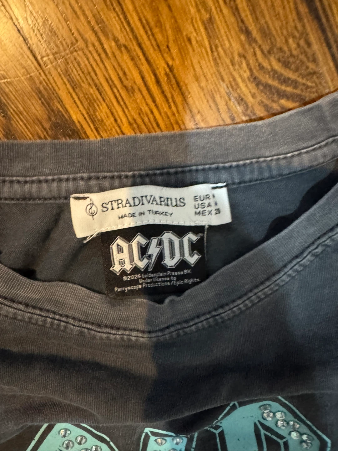 Stradivarius AC/DC Graphic T-Shirt - photo 2