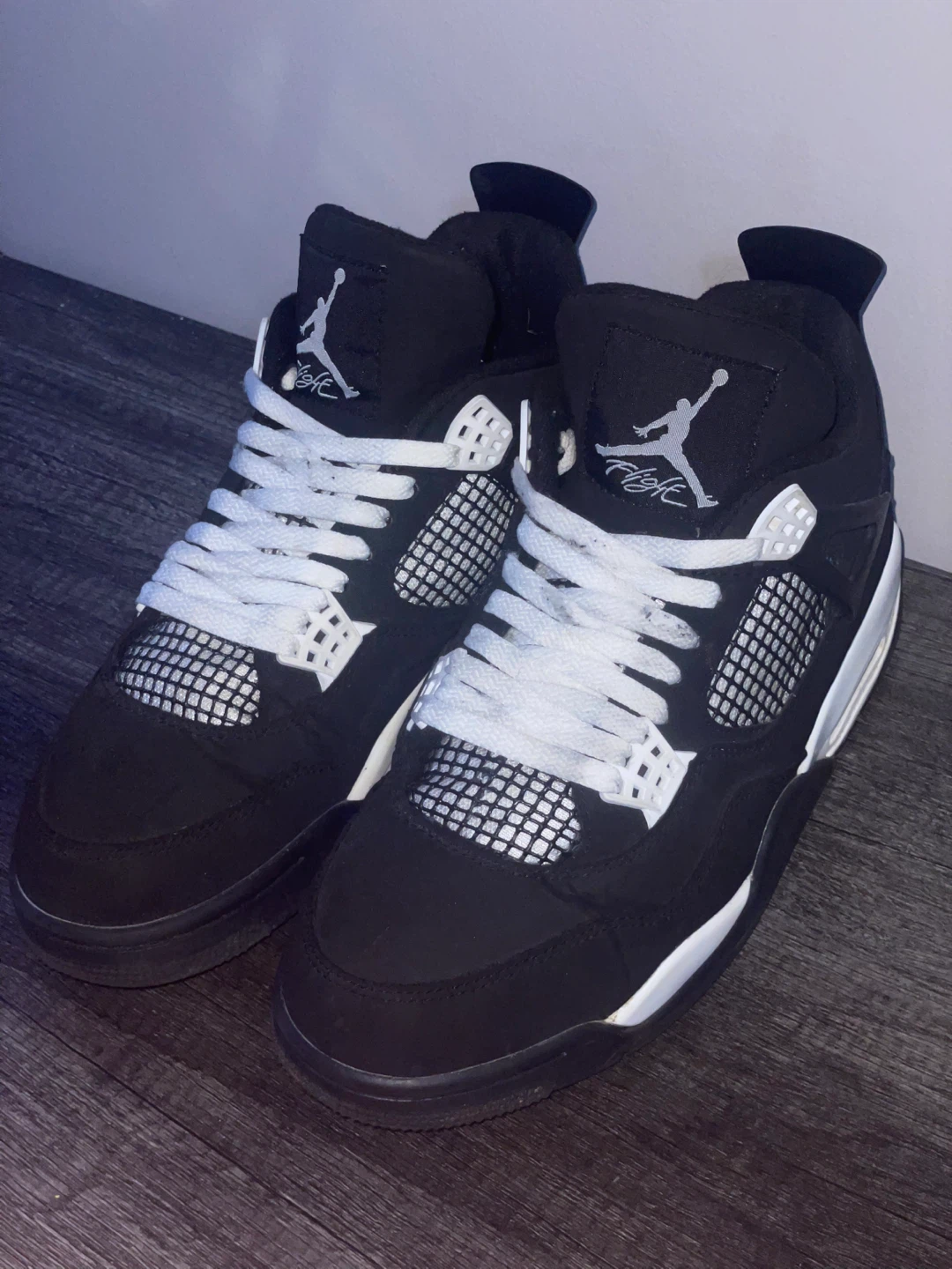 Jordan 4 White Thunder - photo 2