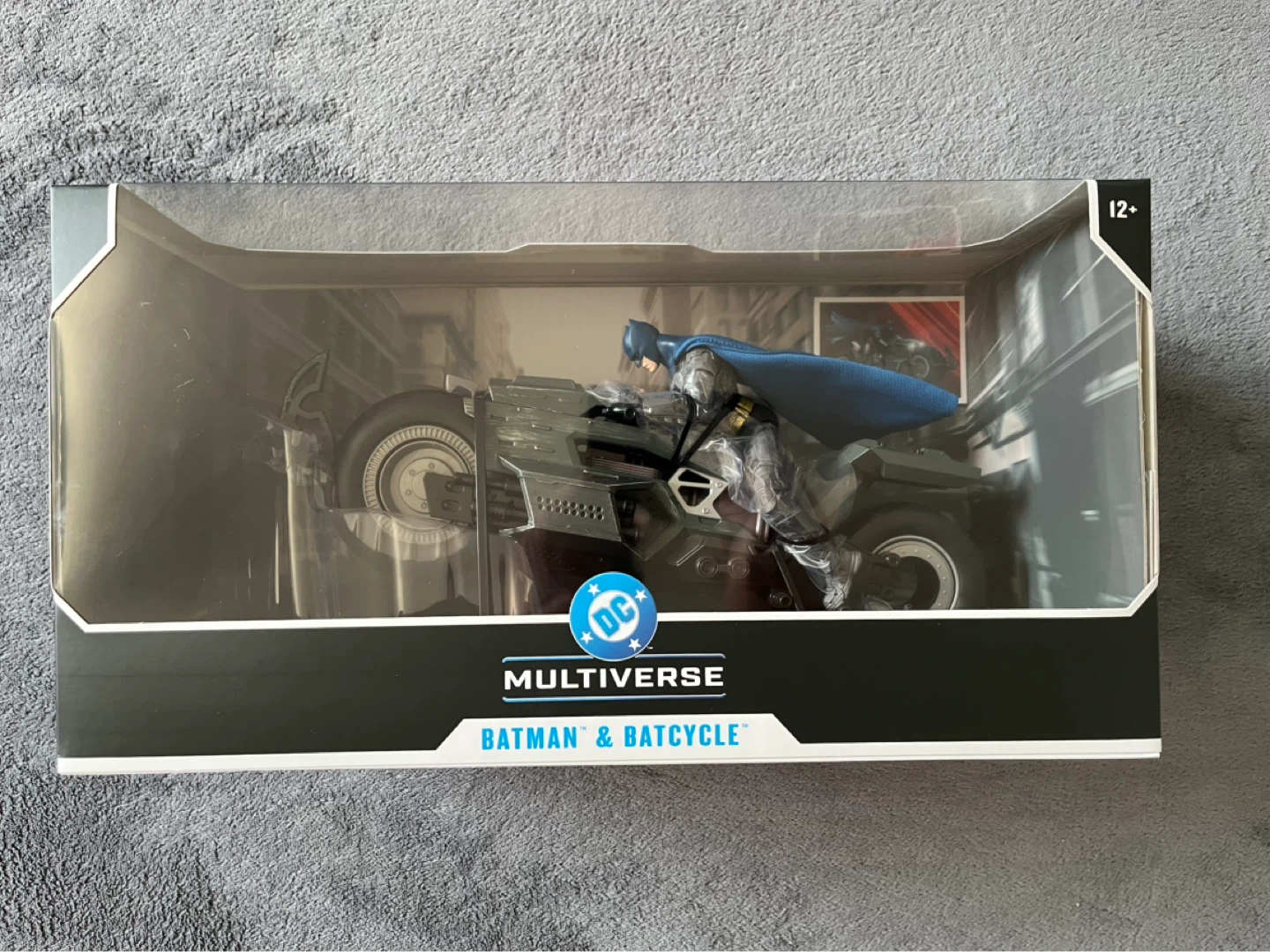 McFarlane DC Multiverse Batman & Batcycle From The Flash - photo 2