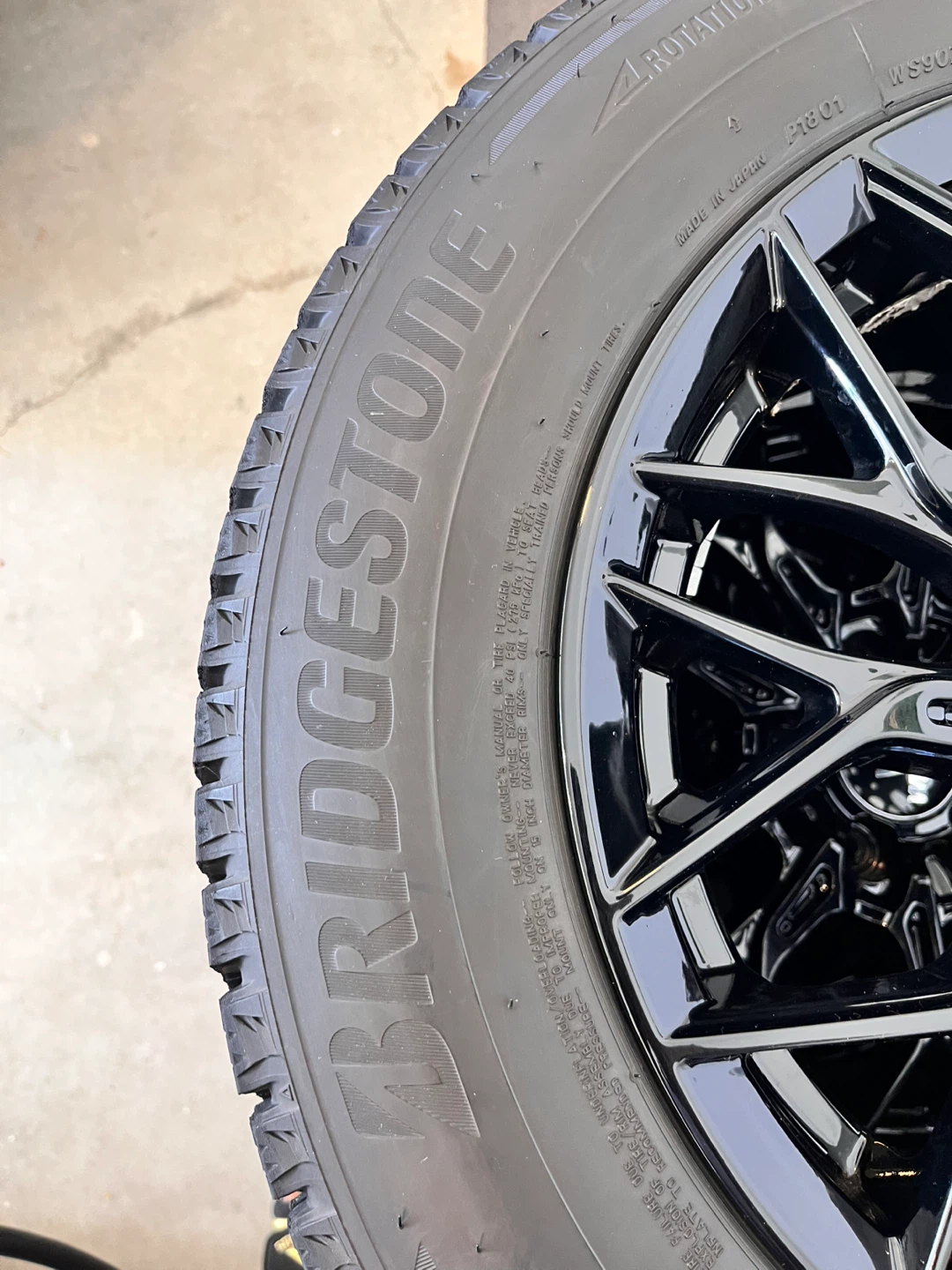 Bridgestone Blizzak Winter Tires and Alloy Wheels - photo 3