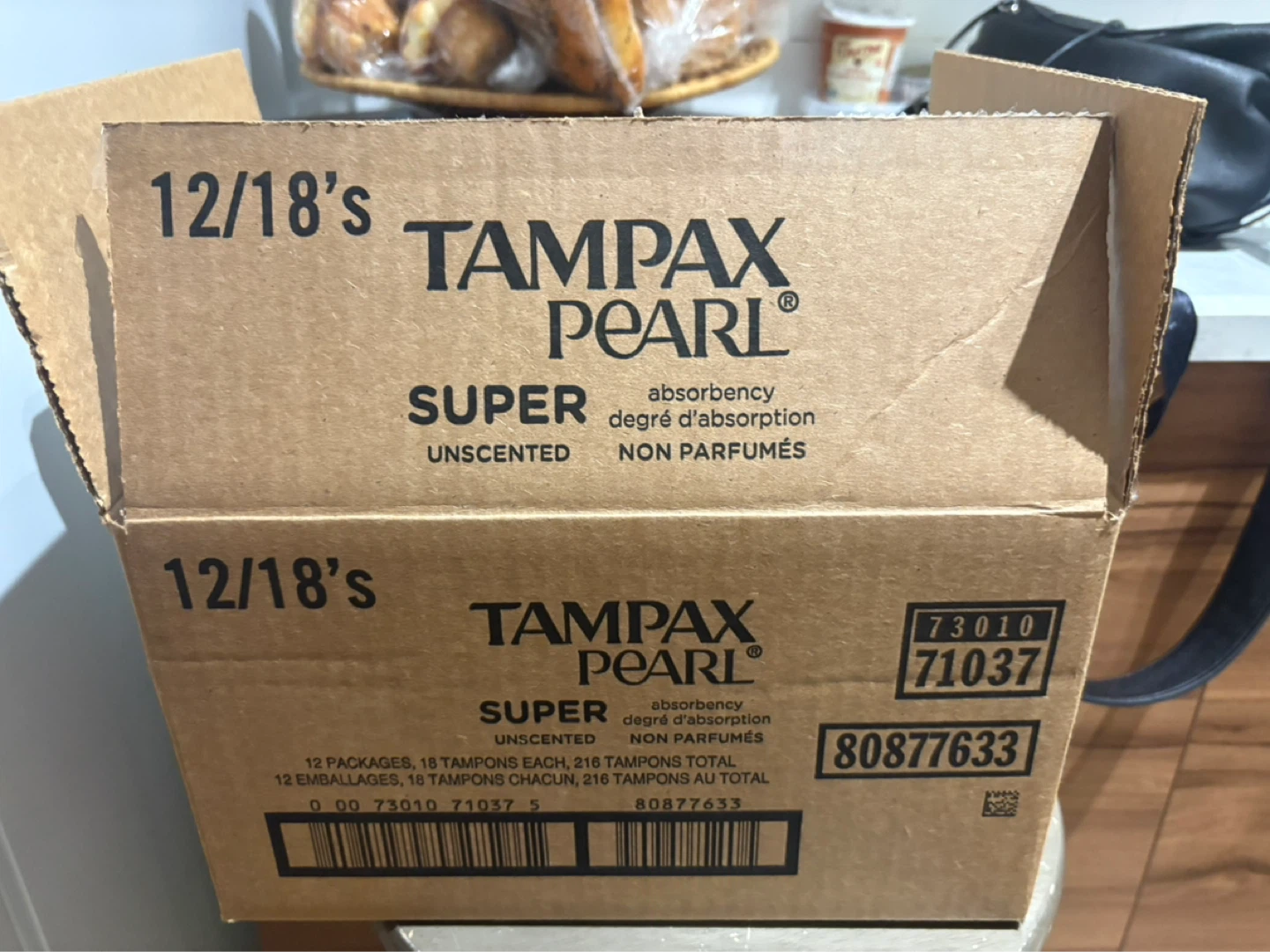 Tampax Pearl Super Unscented Tampons - 18 Count (Pack of 12) - photo 3
