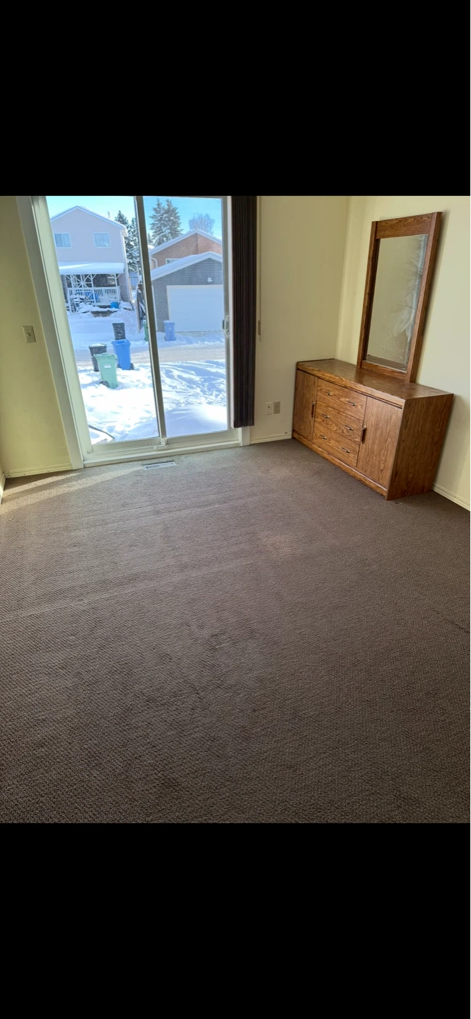 Two bedrooms bi-level house for rent