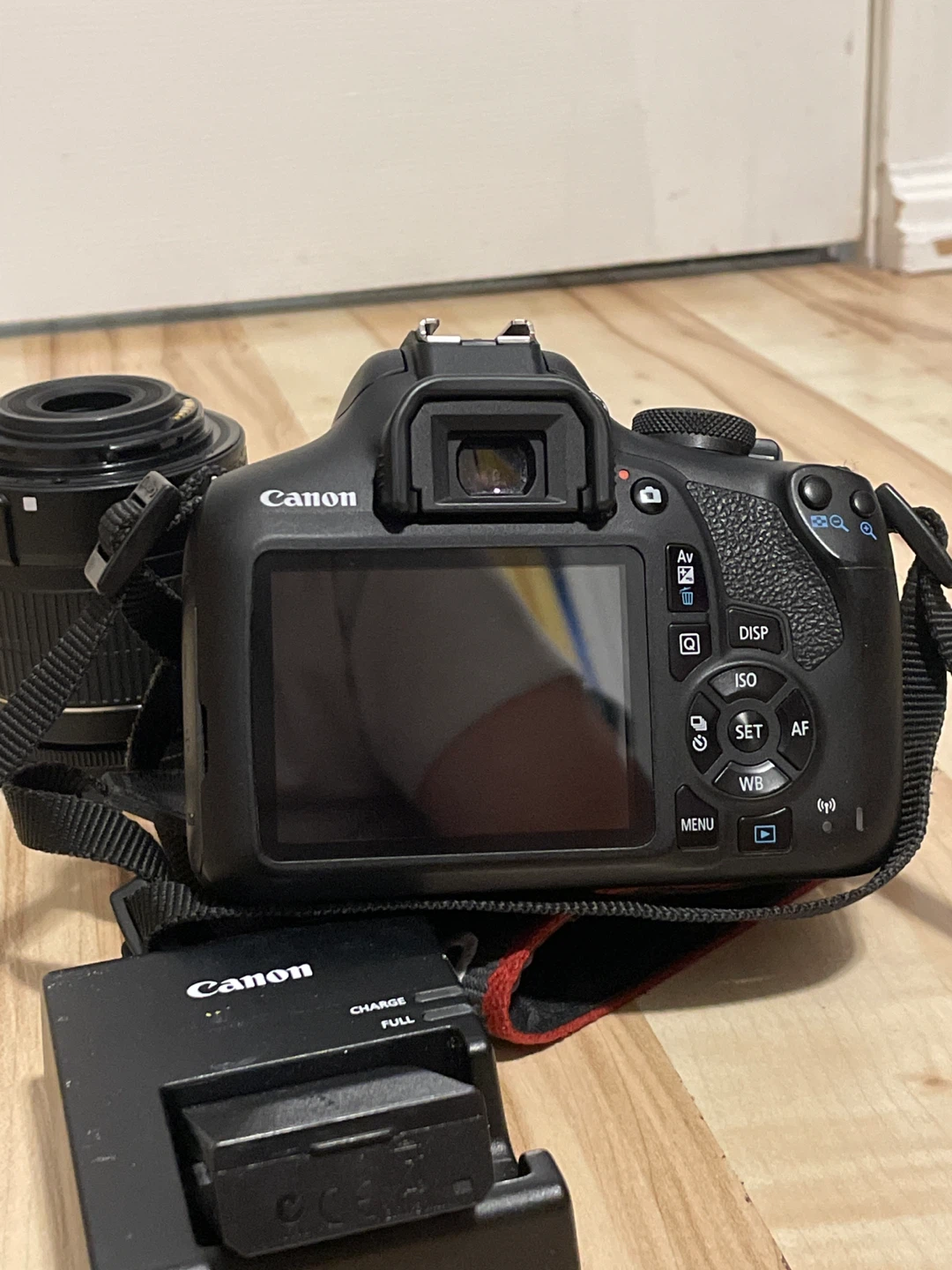Canon EOS Rebel T7 DSLR Camera with 18-55mm & 50mm lens - photo 2