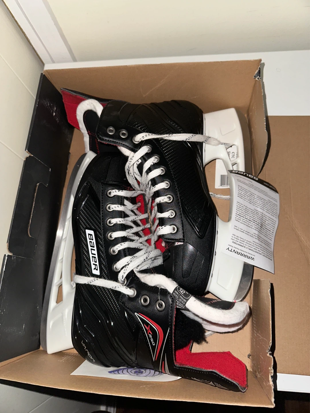 Bauer Vapor Hockey Skates Size 13 - photo 2