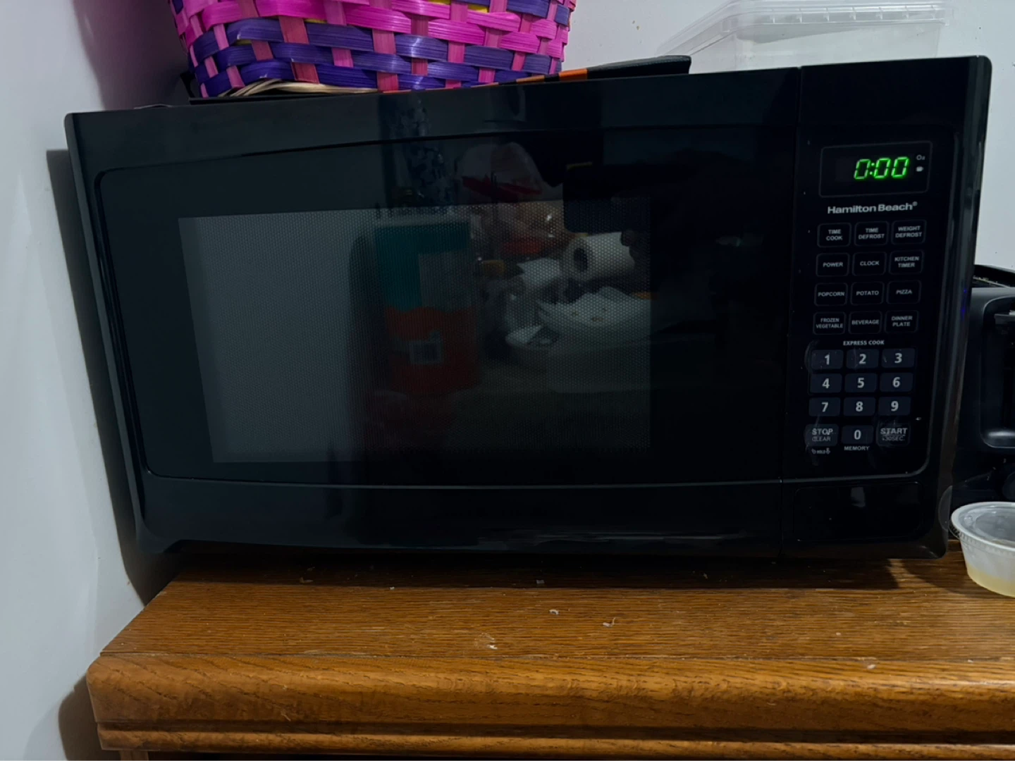 Hamilton Beach Compact Microwave
