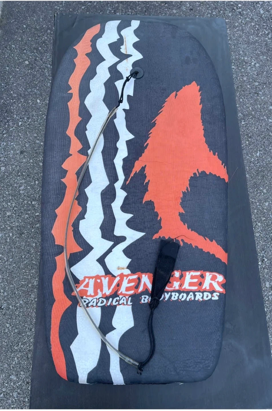 Avenger Radical Bodyboards Bodyboard with Leash - photo 2