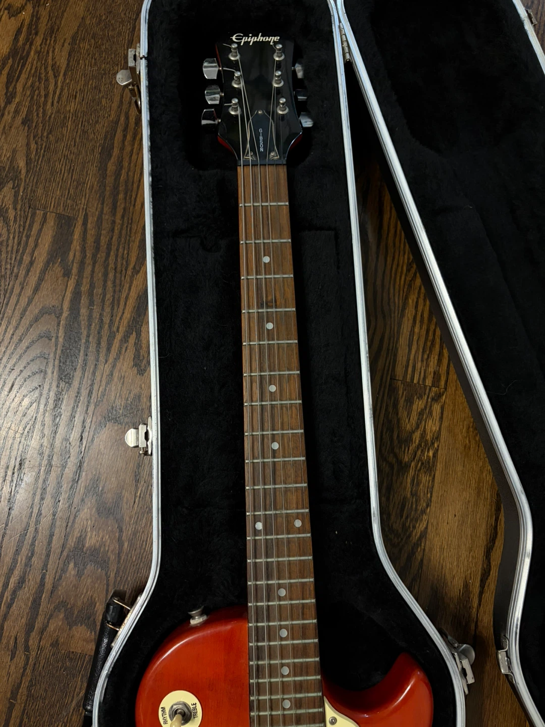 Epiphone Electric Guitar with Hard Case - photo 3