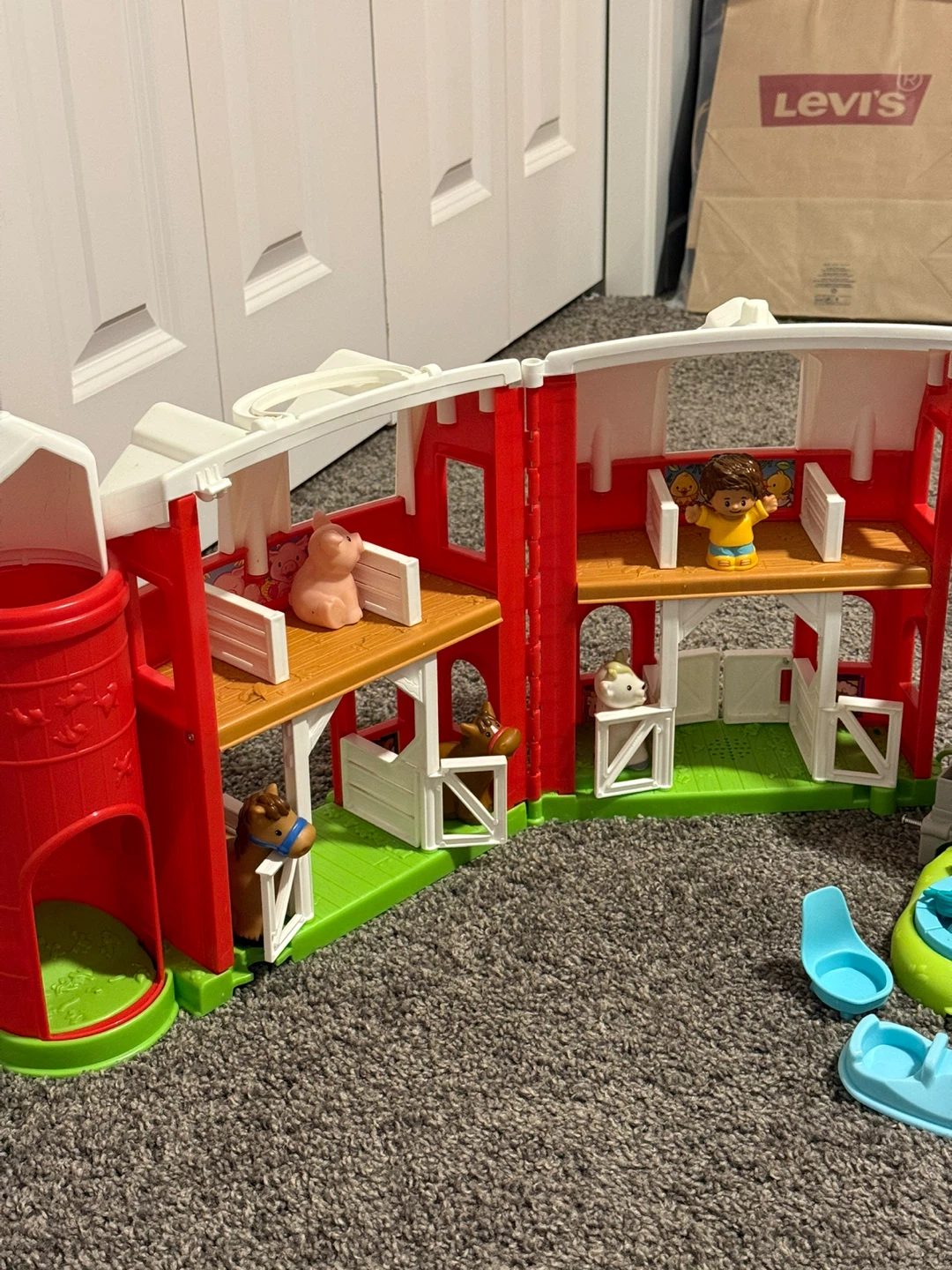 Fisher-Price Little People Farm & House Playset with Train - photo 4