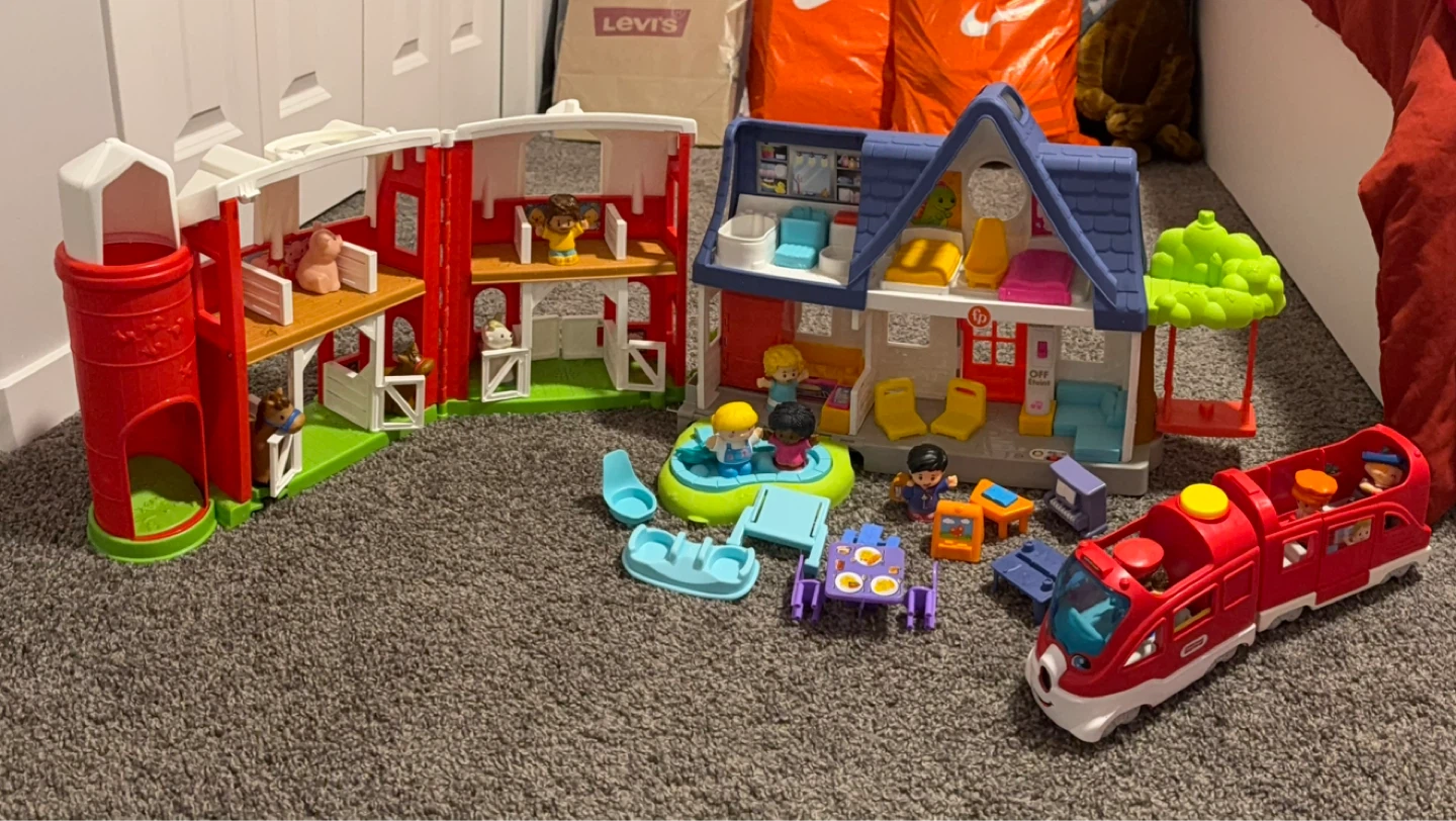 Fisher-Price Little People Farm & House Playset with Train