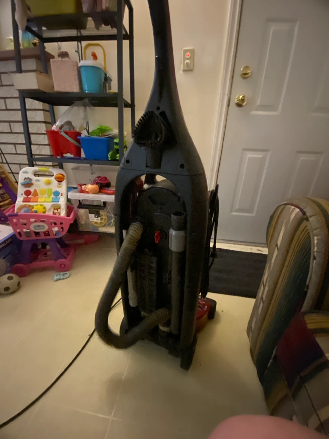 Bissell Lift-off Bagless Vacuum Cleaner - photo 3