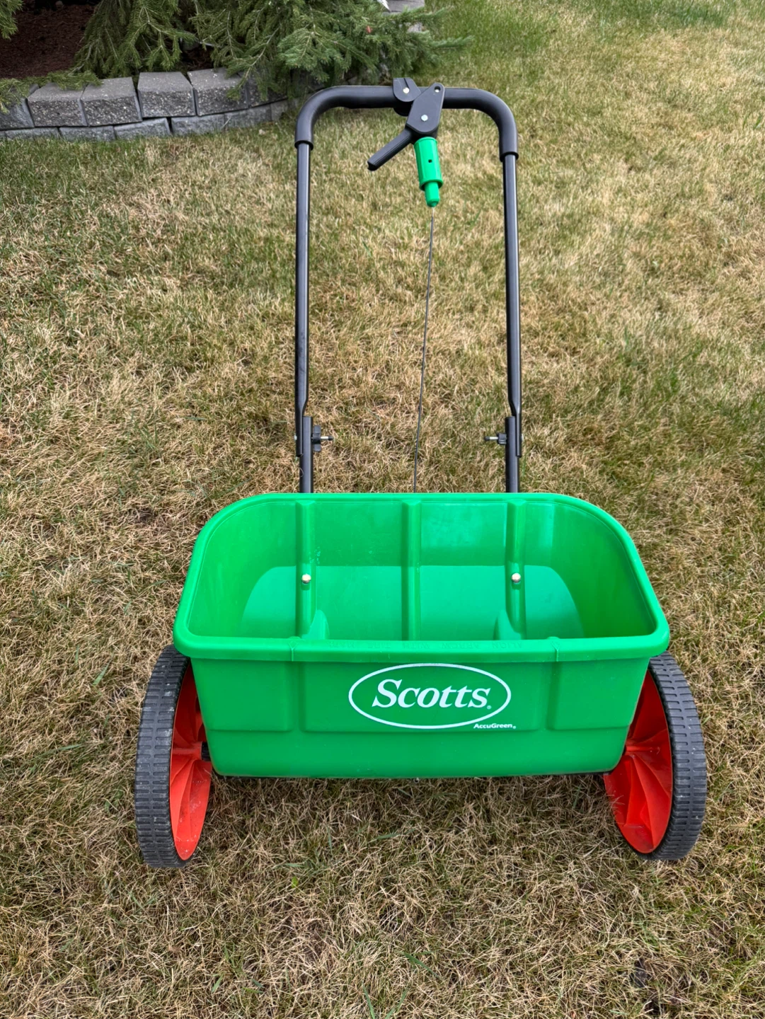 Scotts Lawn Spreader