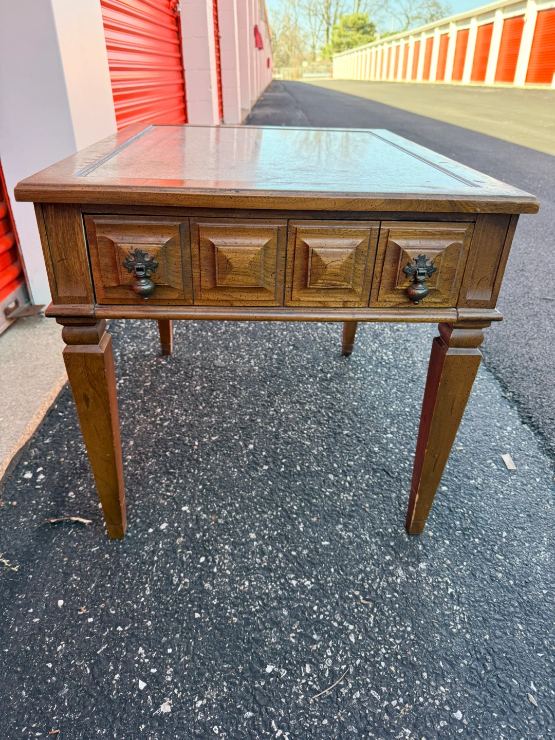 VTG Wooden End Table w/Portugal Marble Inlay Top - photo 3