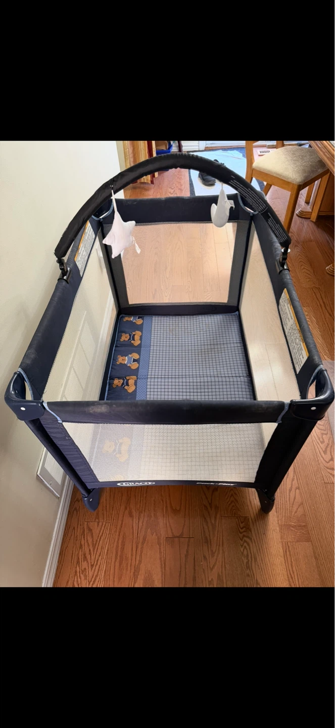 Play/Sleep Playard with Multi level and Toys - photo 4