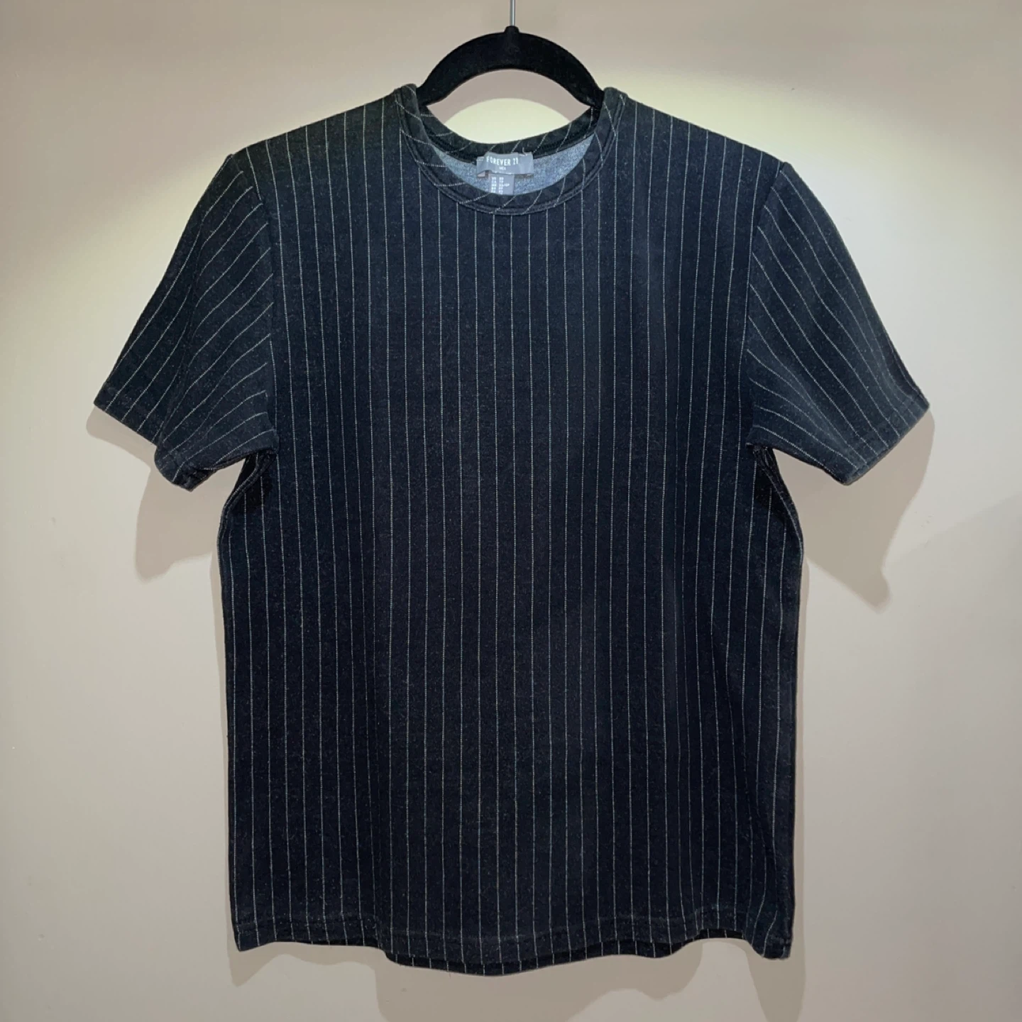 Forever 21 Short-sleeved Sweatshirt - Black (Men's XS)