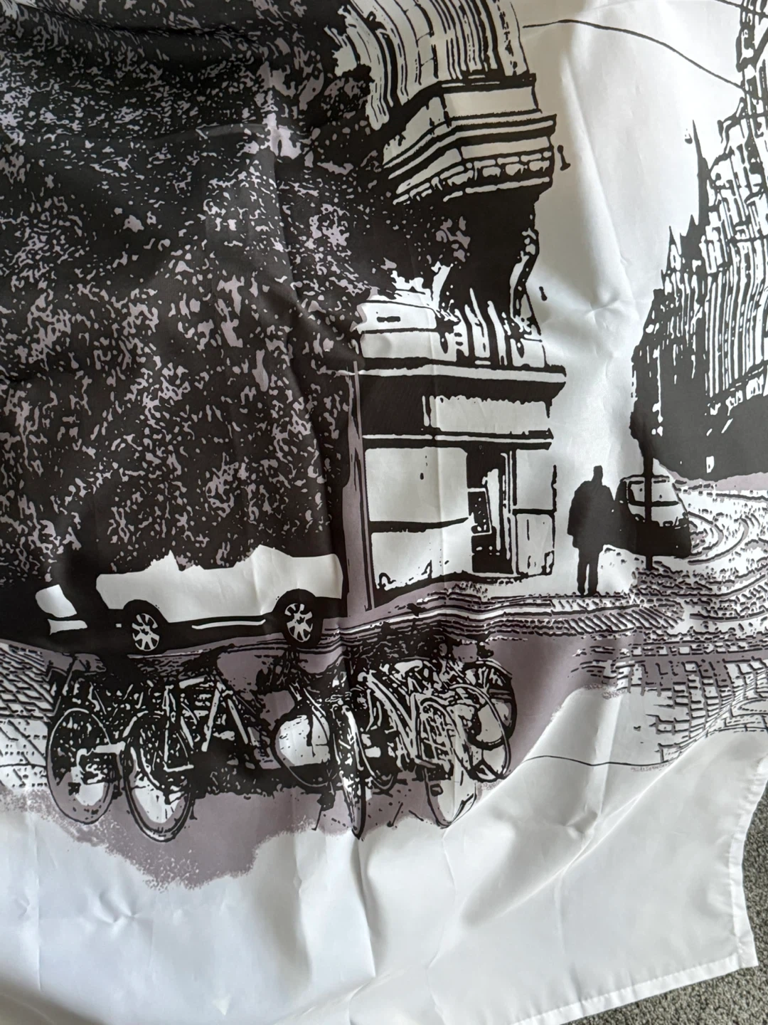 Shower Curtain with European Cityscape Print - photo 4
