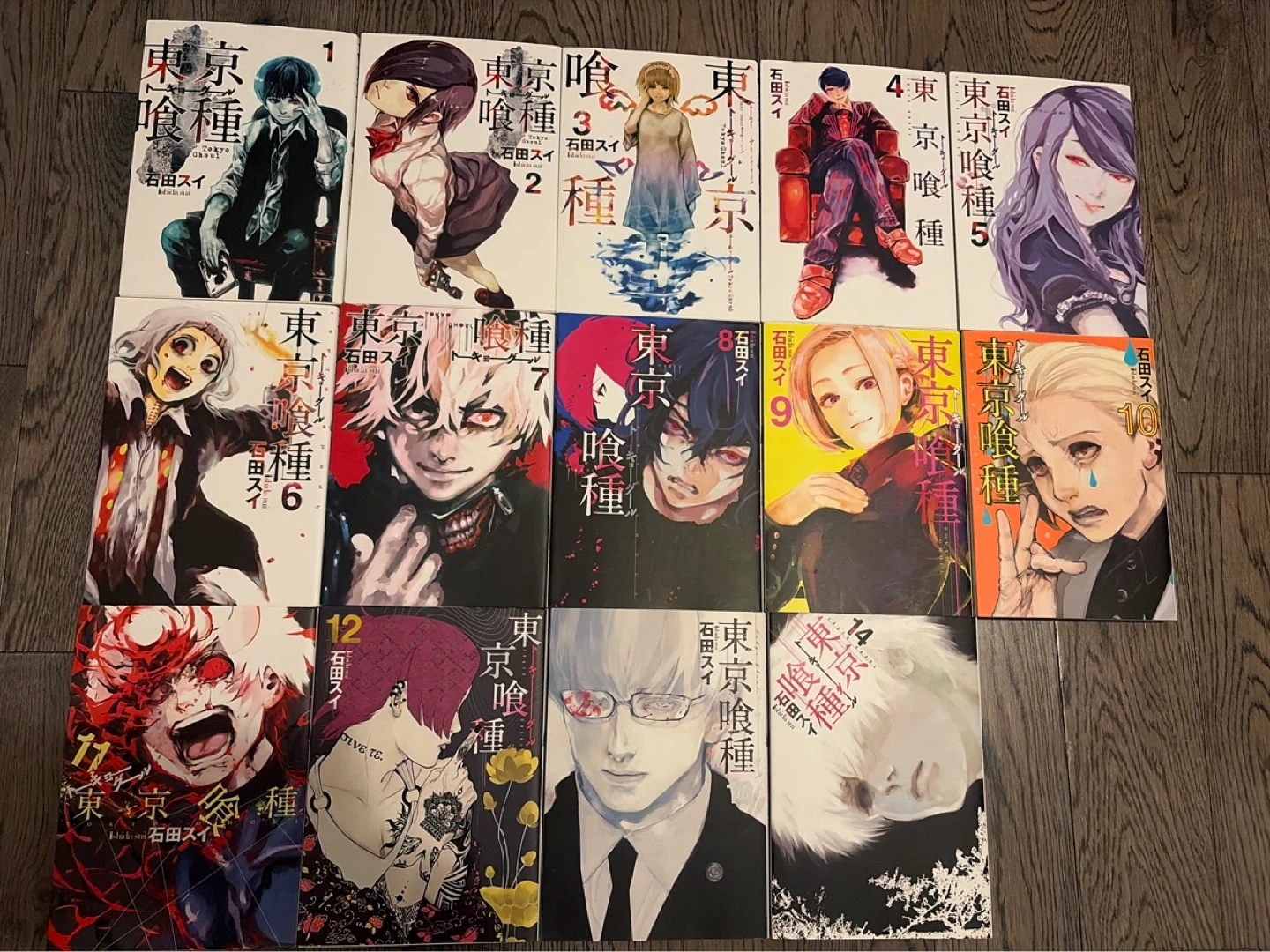 Tokyo Ghoul Manga Volumes 1-14 Set (Japanese Version) - Like New