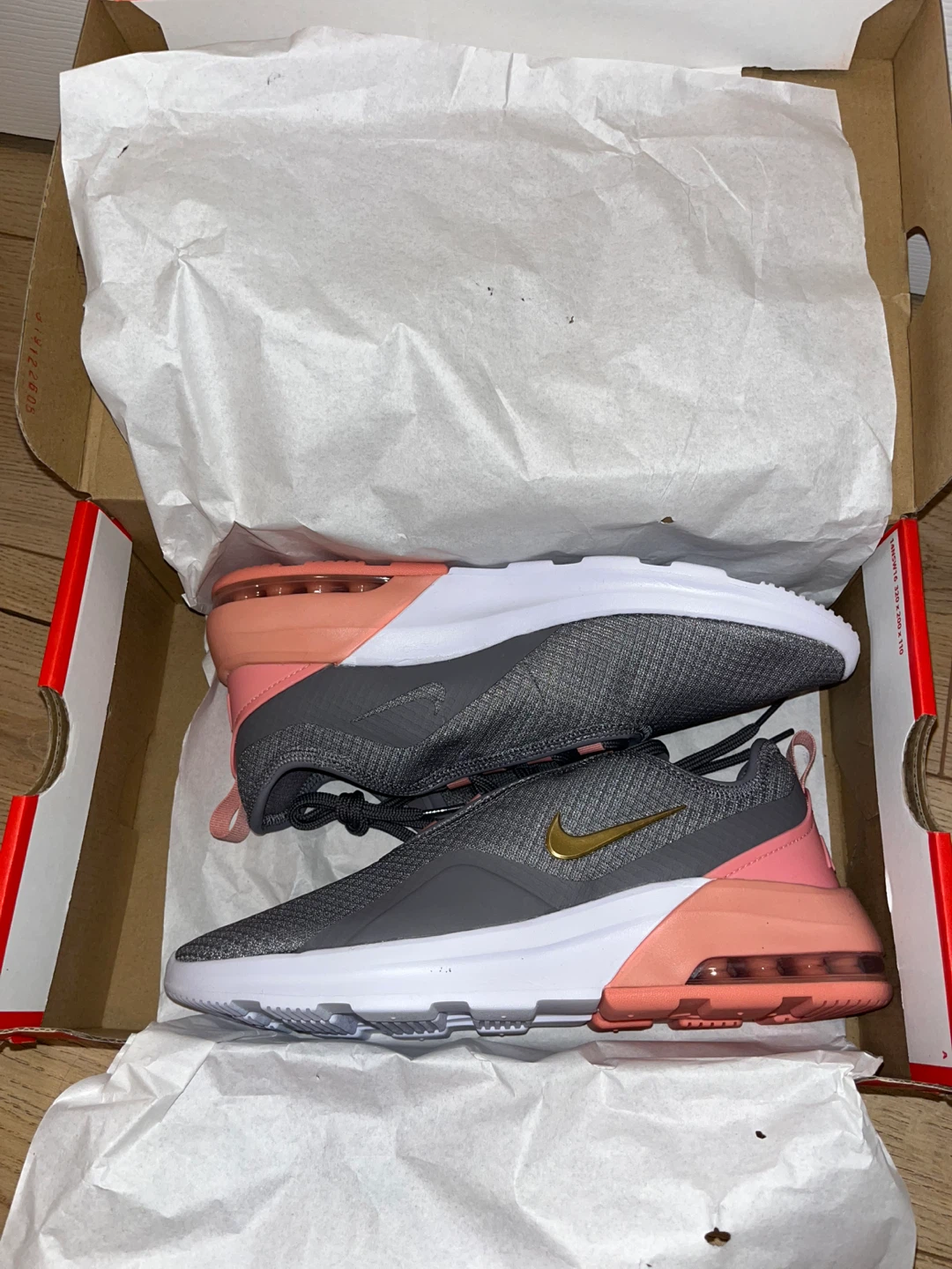 BRAND NEW Nike Air Max Motion 2 Women's Shoes