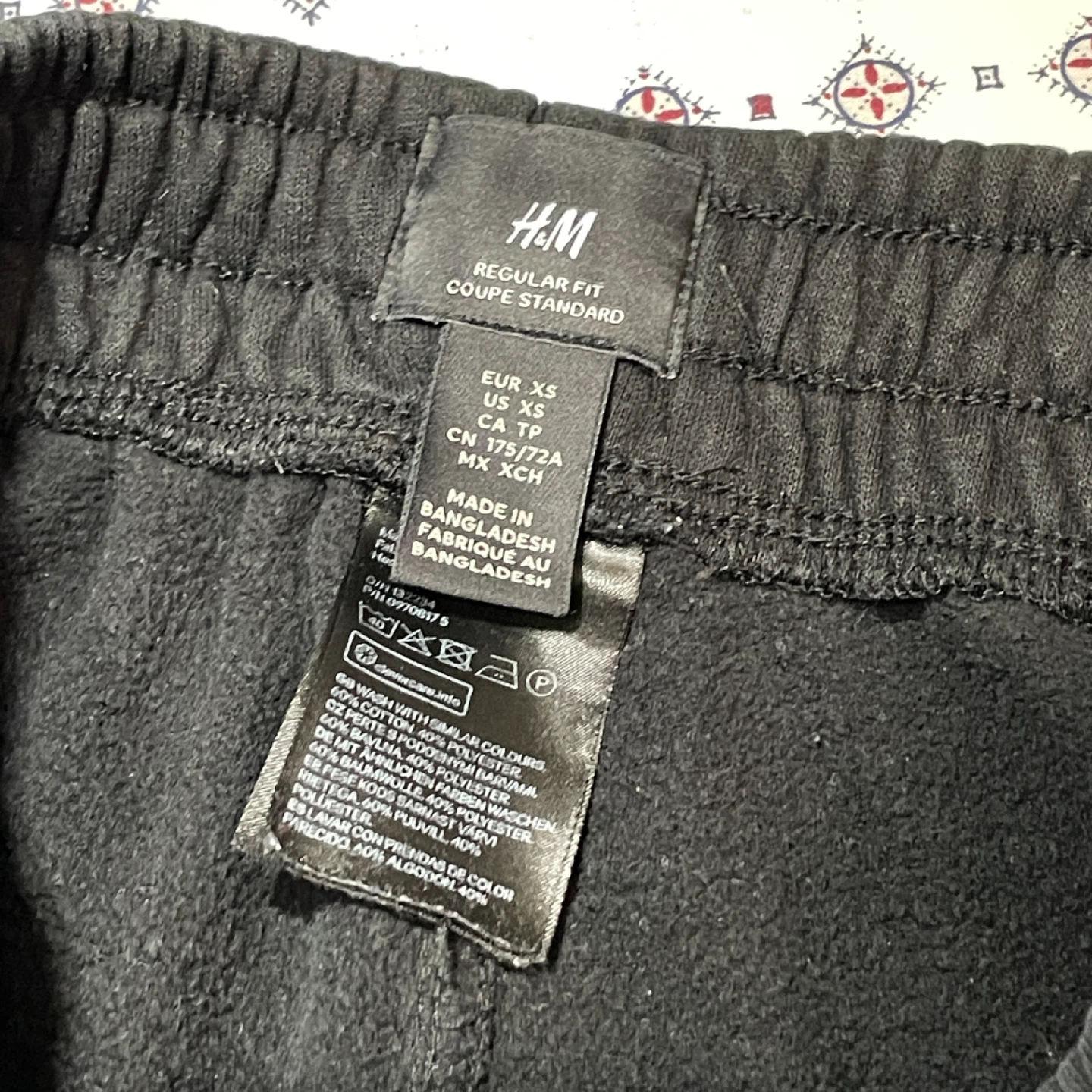 H&M Drawstring Sweatpants - Black (Men's XS) - photo 4