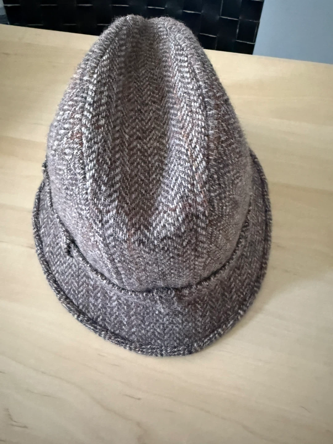 Pure New Wool Herringbone Hat - photo 3