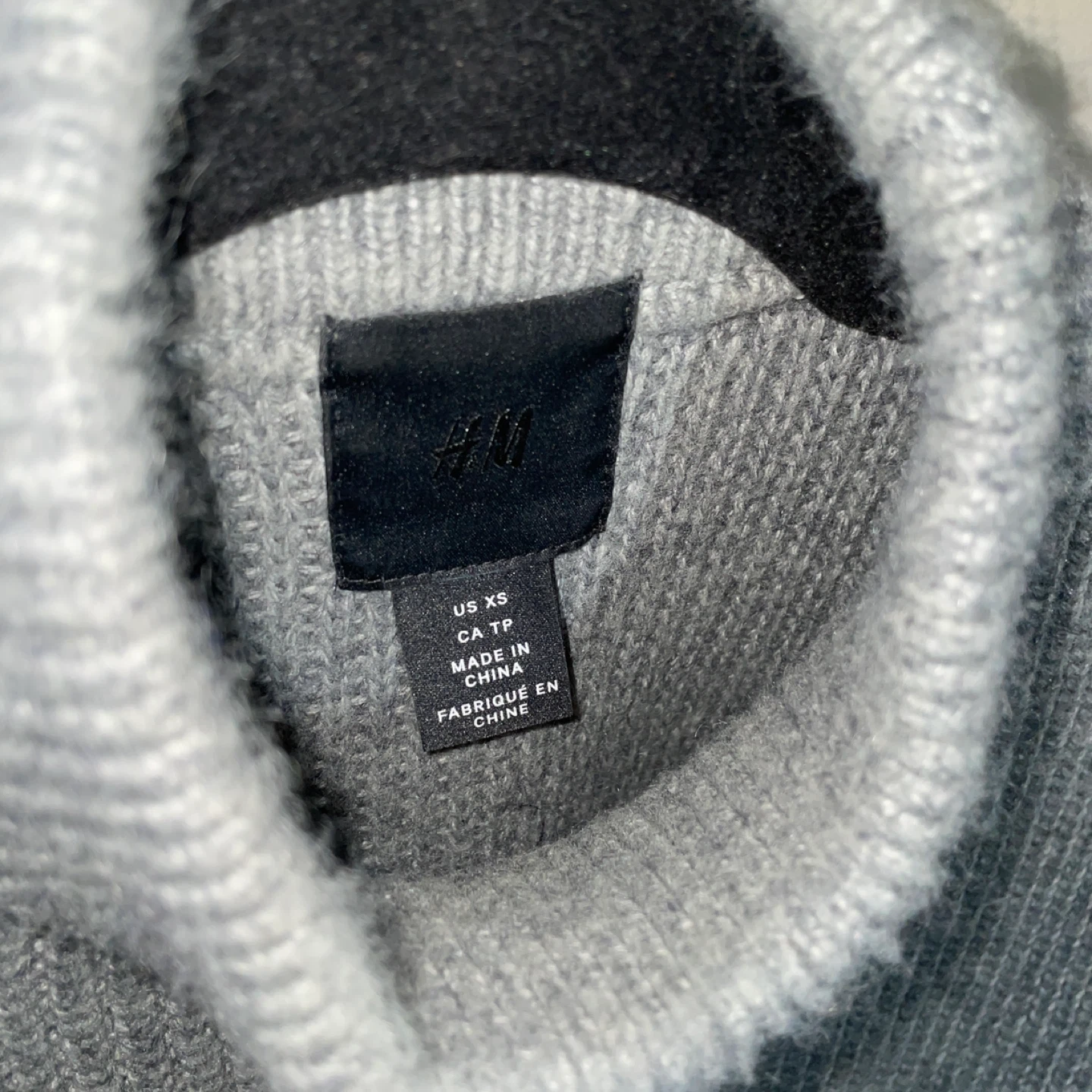 H&M Turtleneck Sweater - Gray (Men's XS) - photo 2