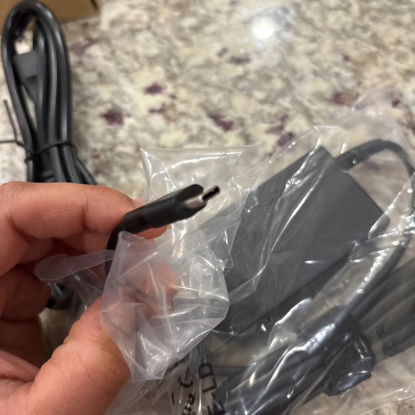 Max 65W AC Adapter Power Supply - photo 3