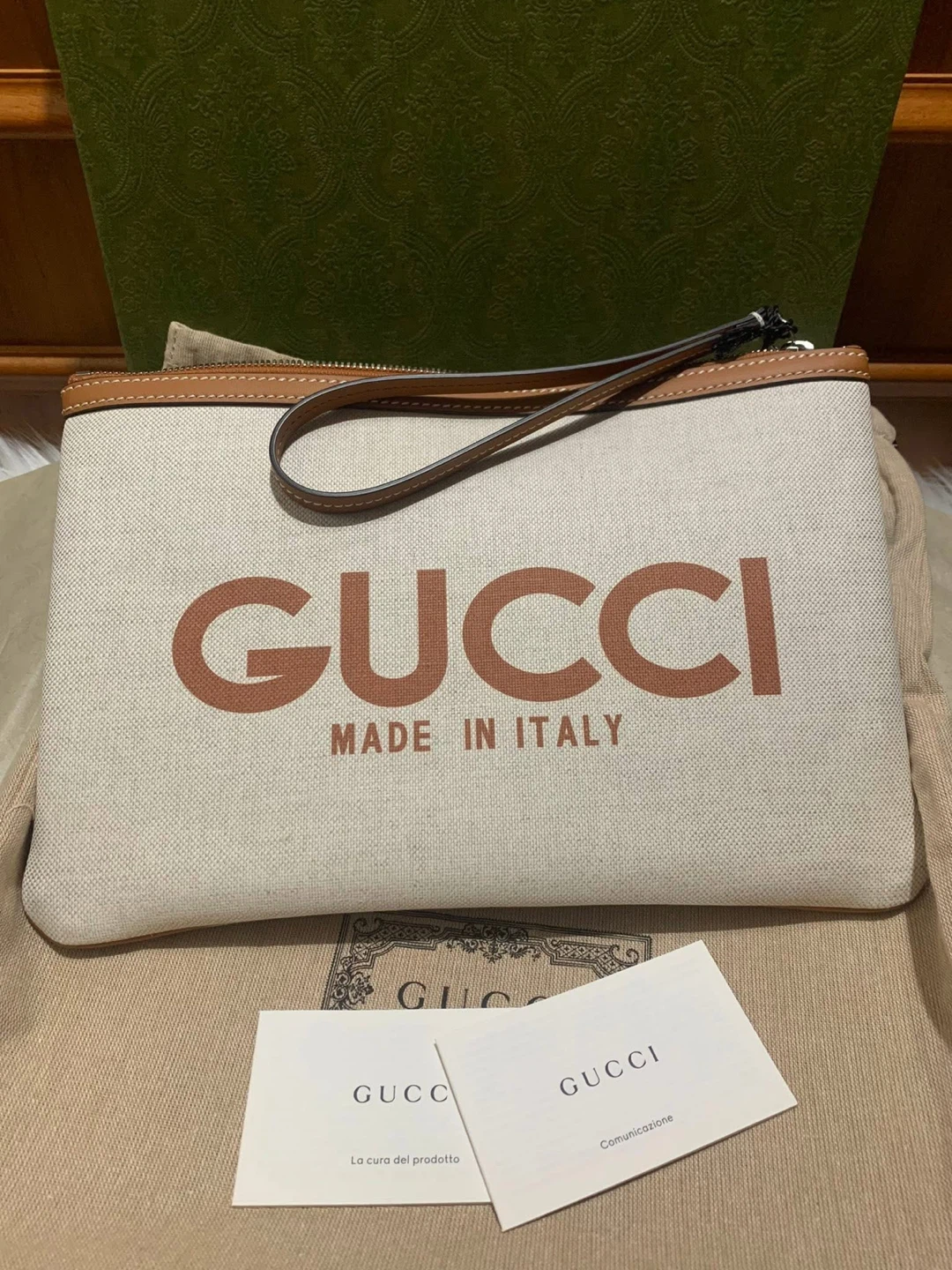 Gucci Canvas Clutch Bag - Beige Canvas
