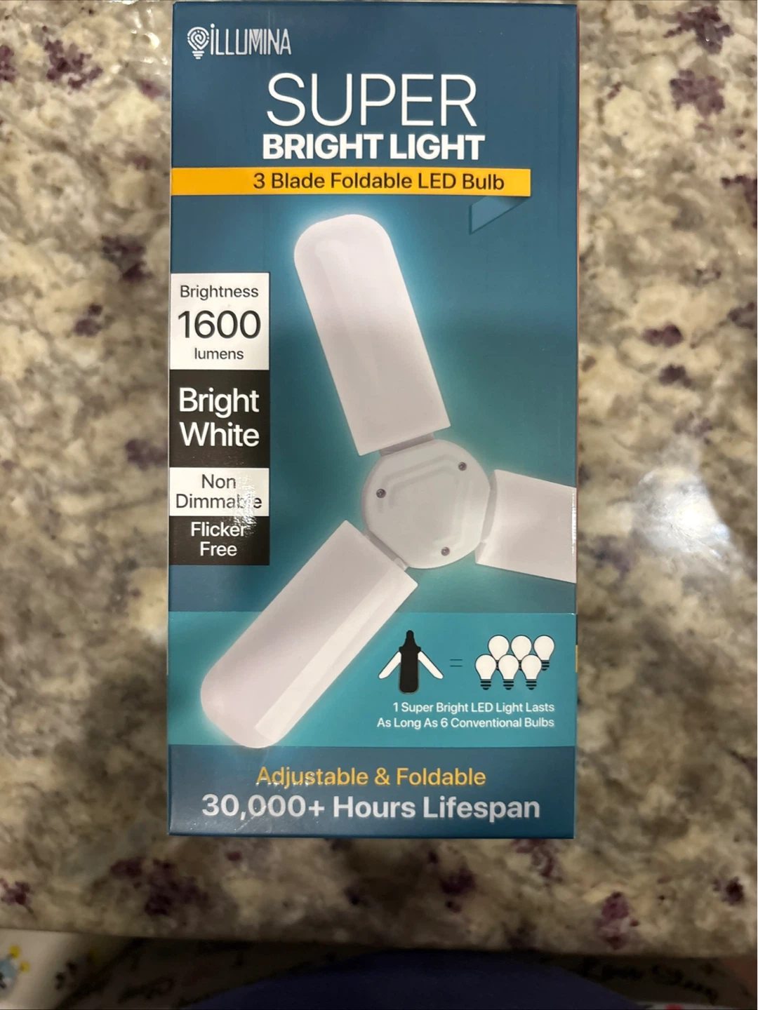 Illumina Super Bright Light 3 Blade Foldable LED Bulb