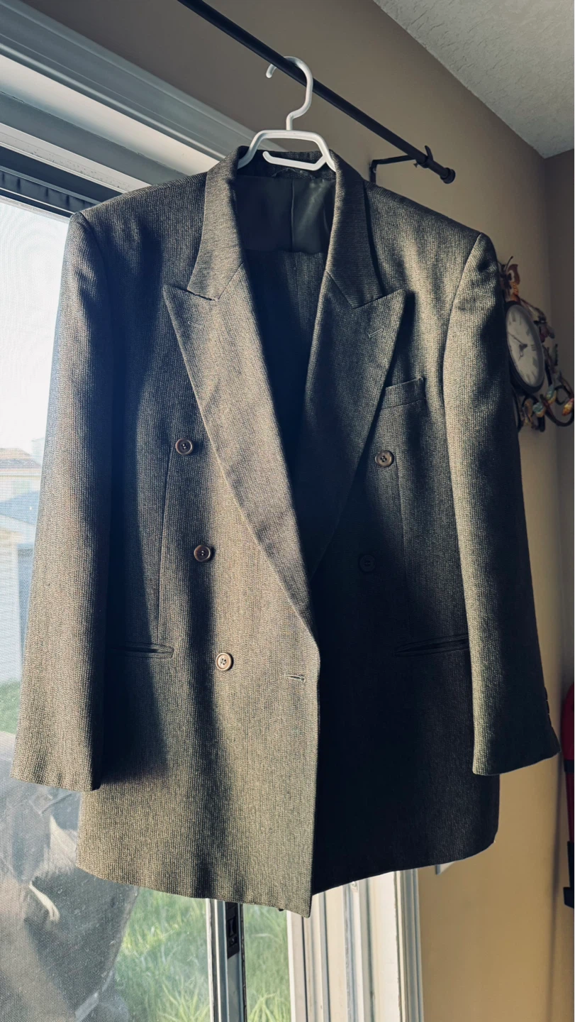 Vomo Moda Italy Men's Suit - 38/31W