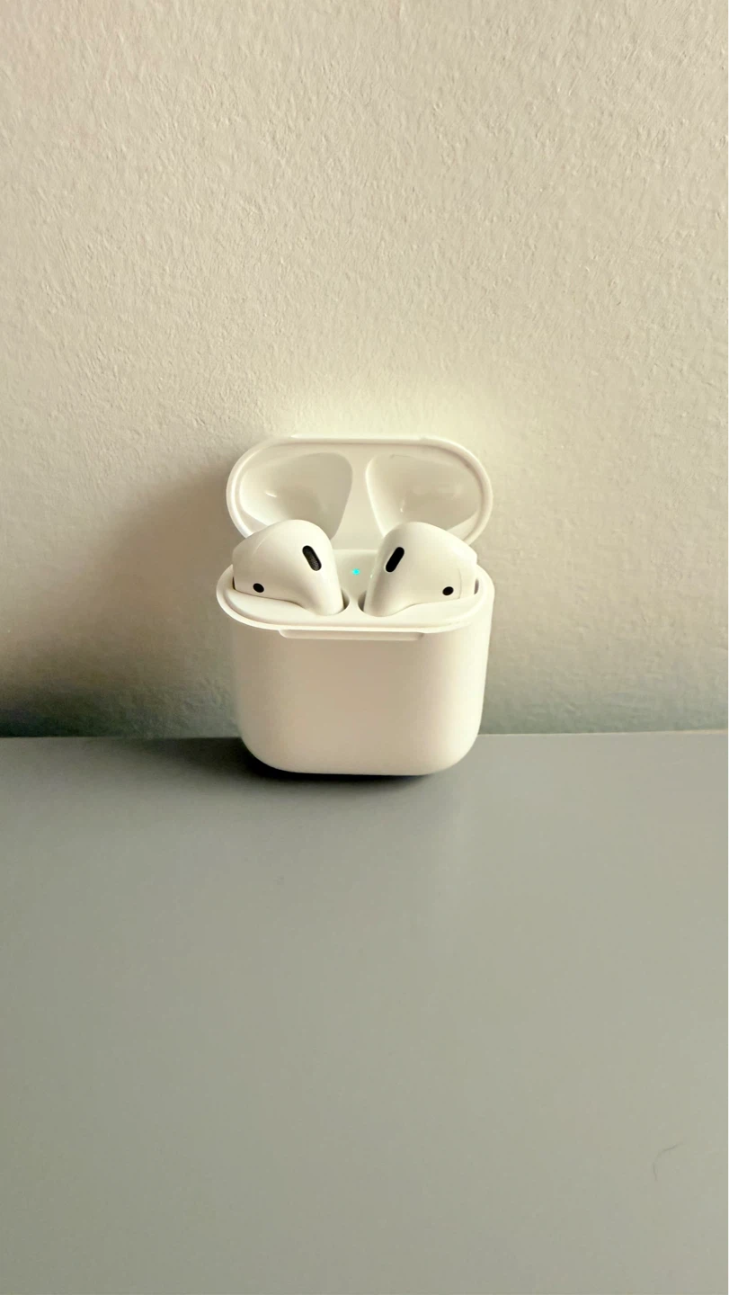 Apple Watch Series 6 44 mm with AirPods 2nd Generation. - photo 4