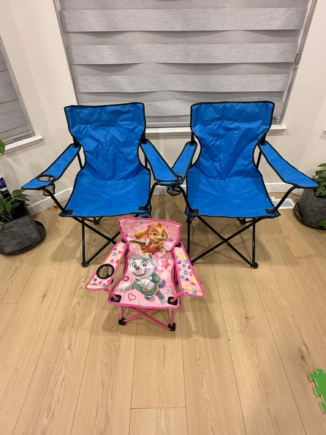 2 Blue Camping Chairs & 1 Paw Patrol Kids Chair - photo 2