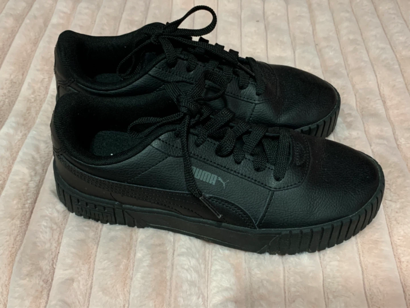 Puma Women's Black Sneakers