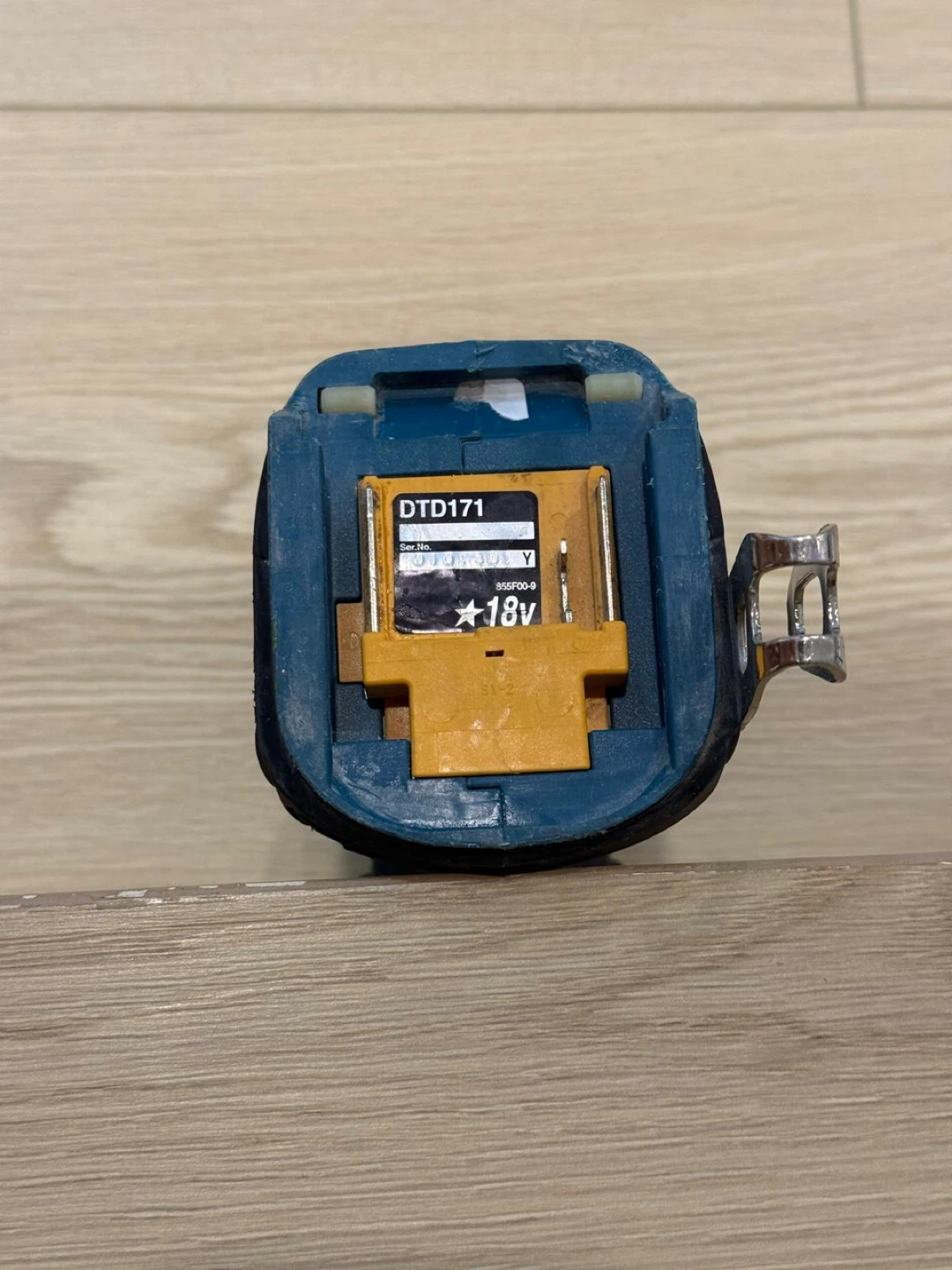 Makita DTD171 Impact Driver - photo 4