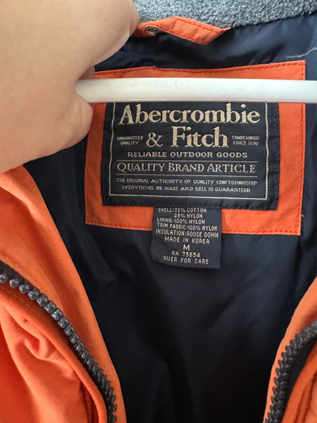 Abercrombie & Fitch Puffer Vest - Orange - Size M - photo 5