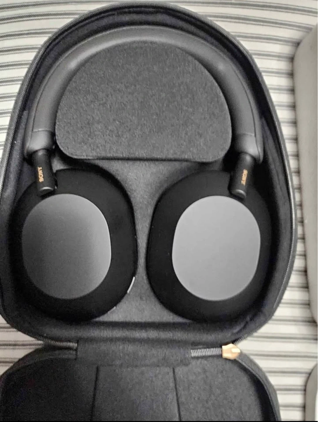 Sony Noise Cancelling Headphones