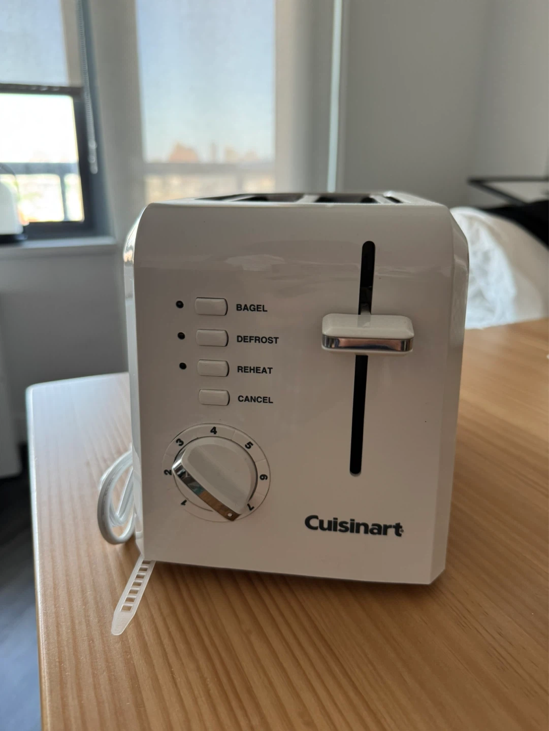 Cuisinart White 2-Slice Toaster