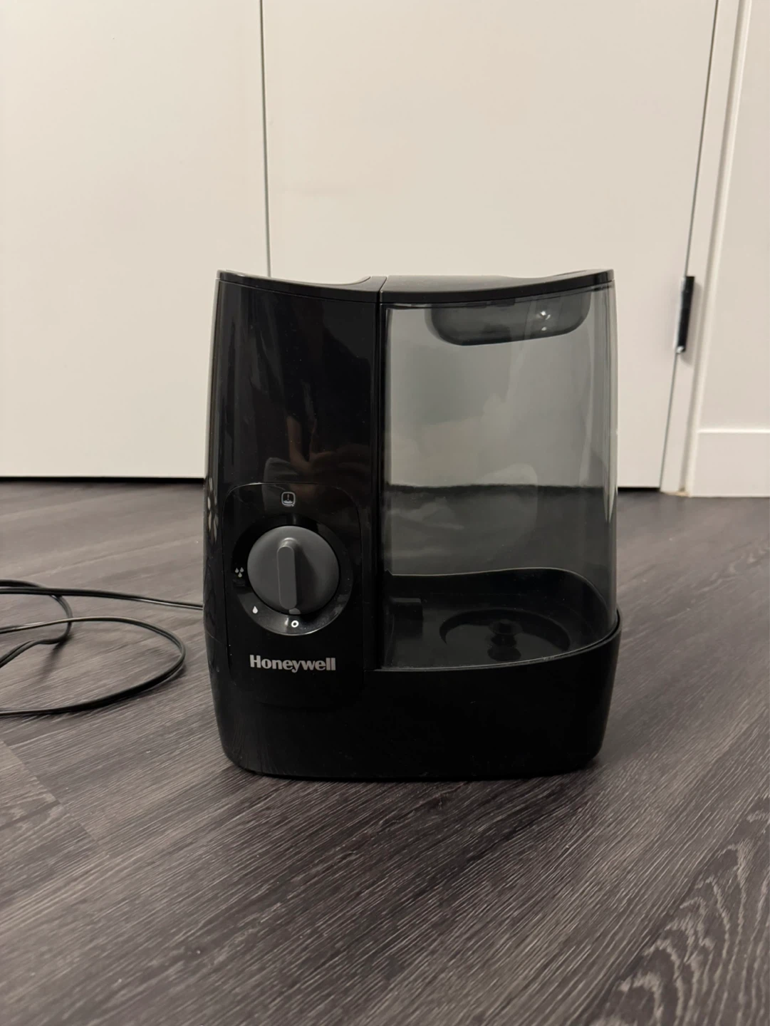 Honeywell Humidifier (Model HWM845)