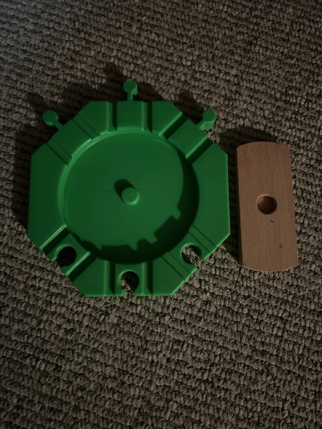 Green Train Track Turntable with Wooden Track - photo 4