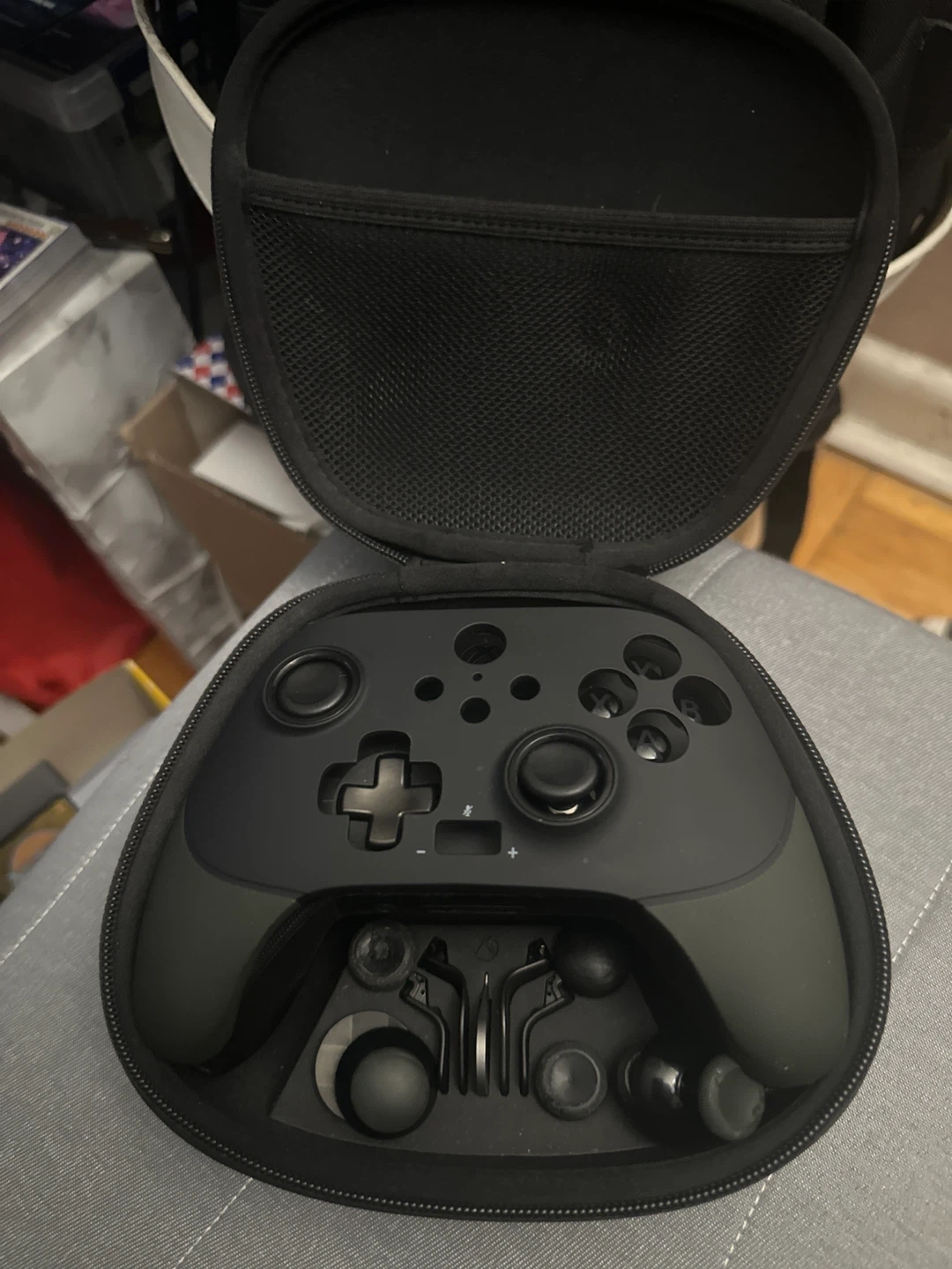 Xbox Elite Series 2 Wireless Controller - photo 2