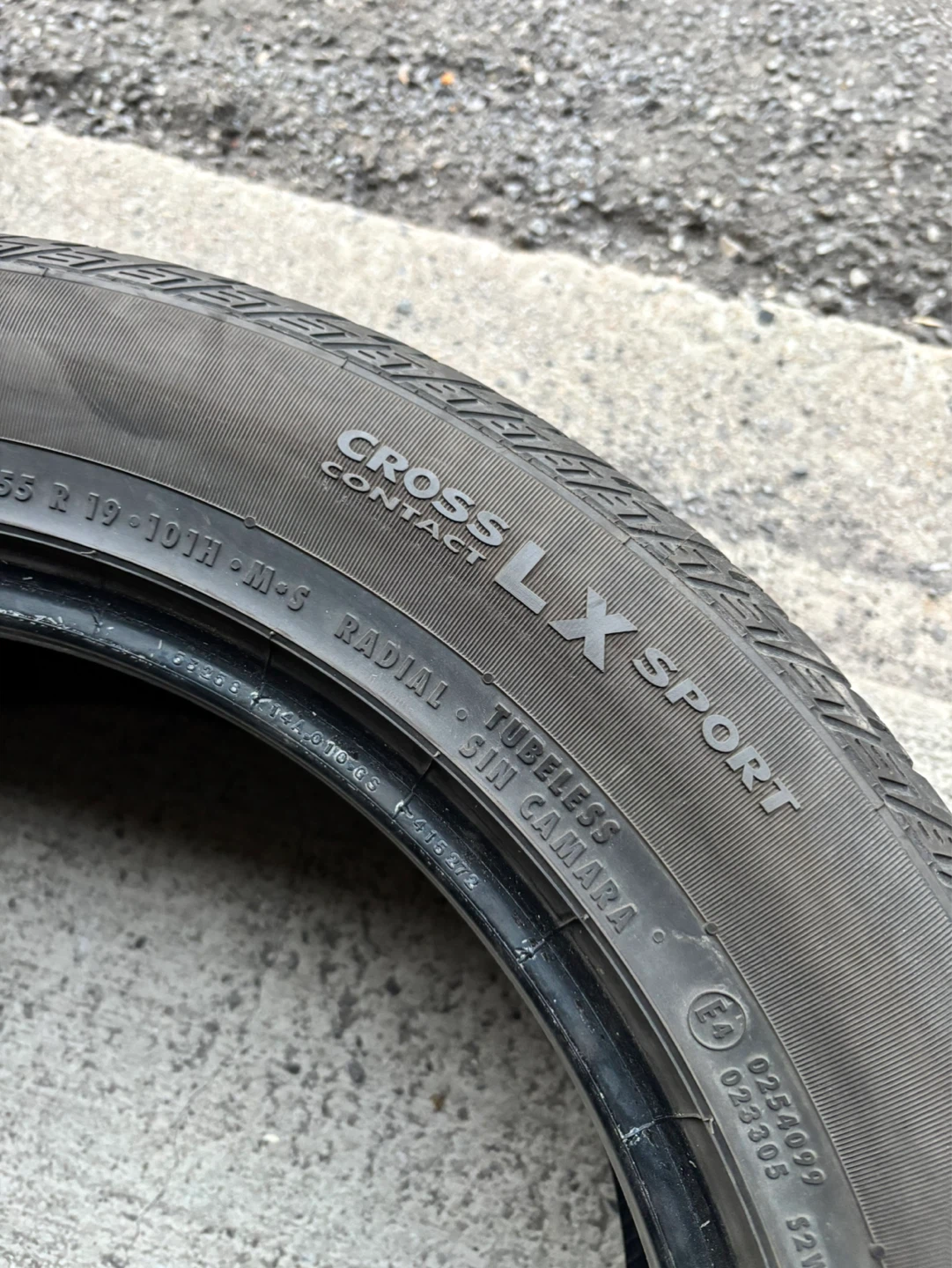 Continental CrossContact LX Sport Tire 235/55R19 - photo 4